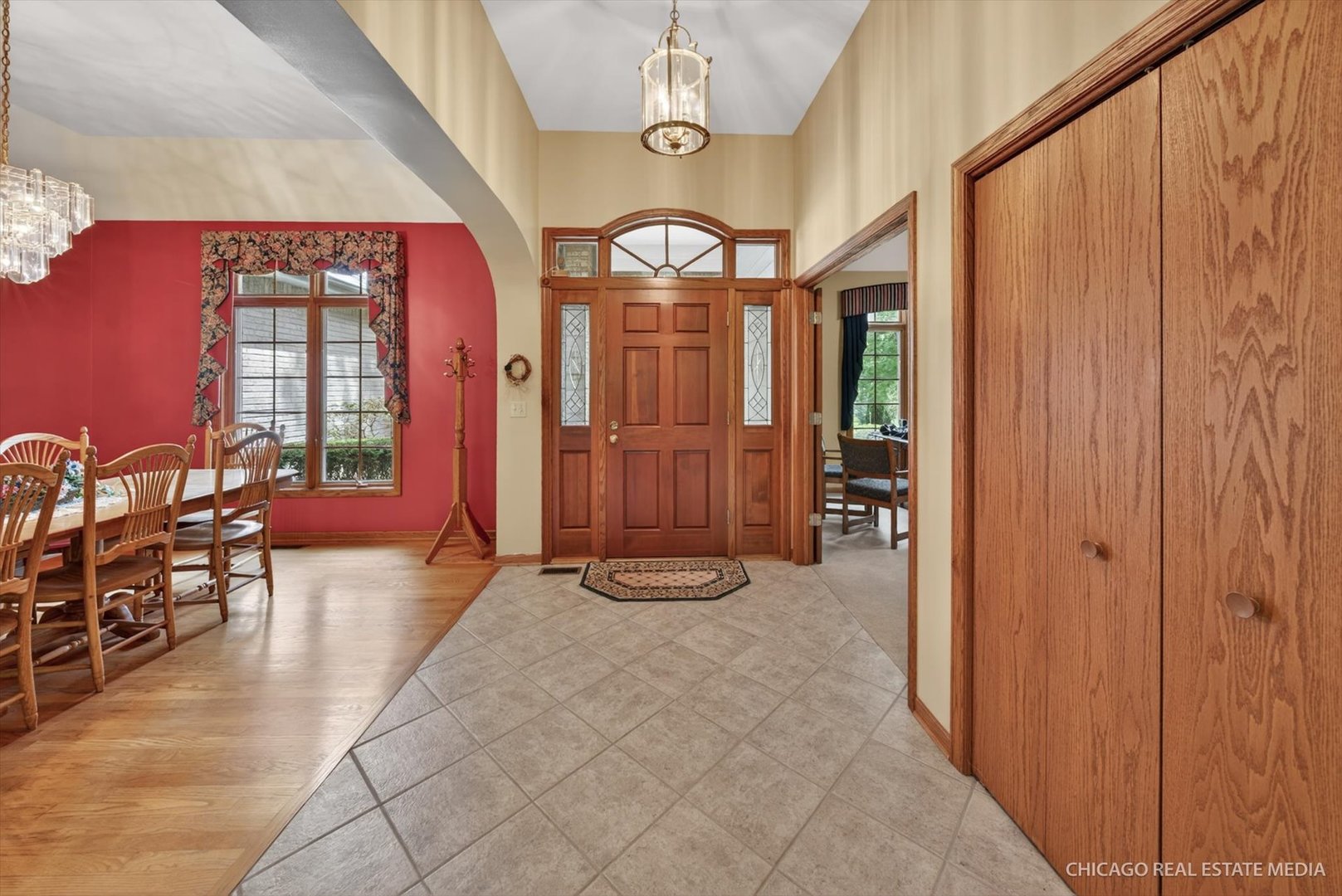 6911 Prairie Drive, Spring Grove, IL 60081