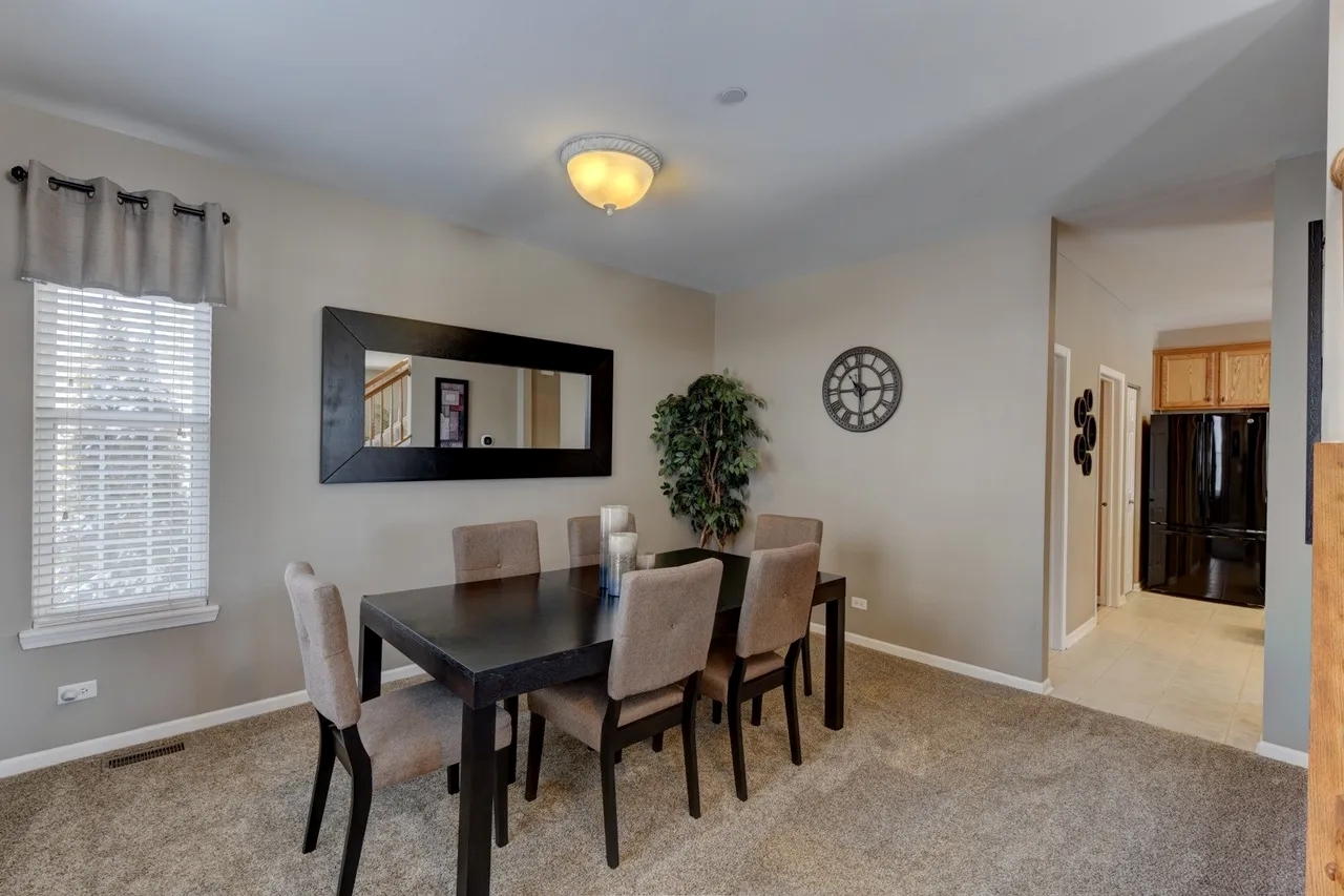1125 Hampton Lane, Yorkville, IL 60560