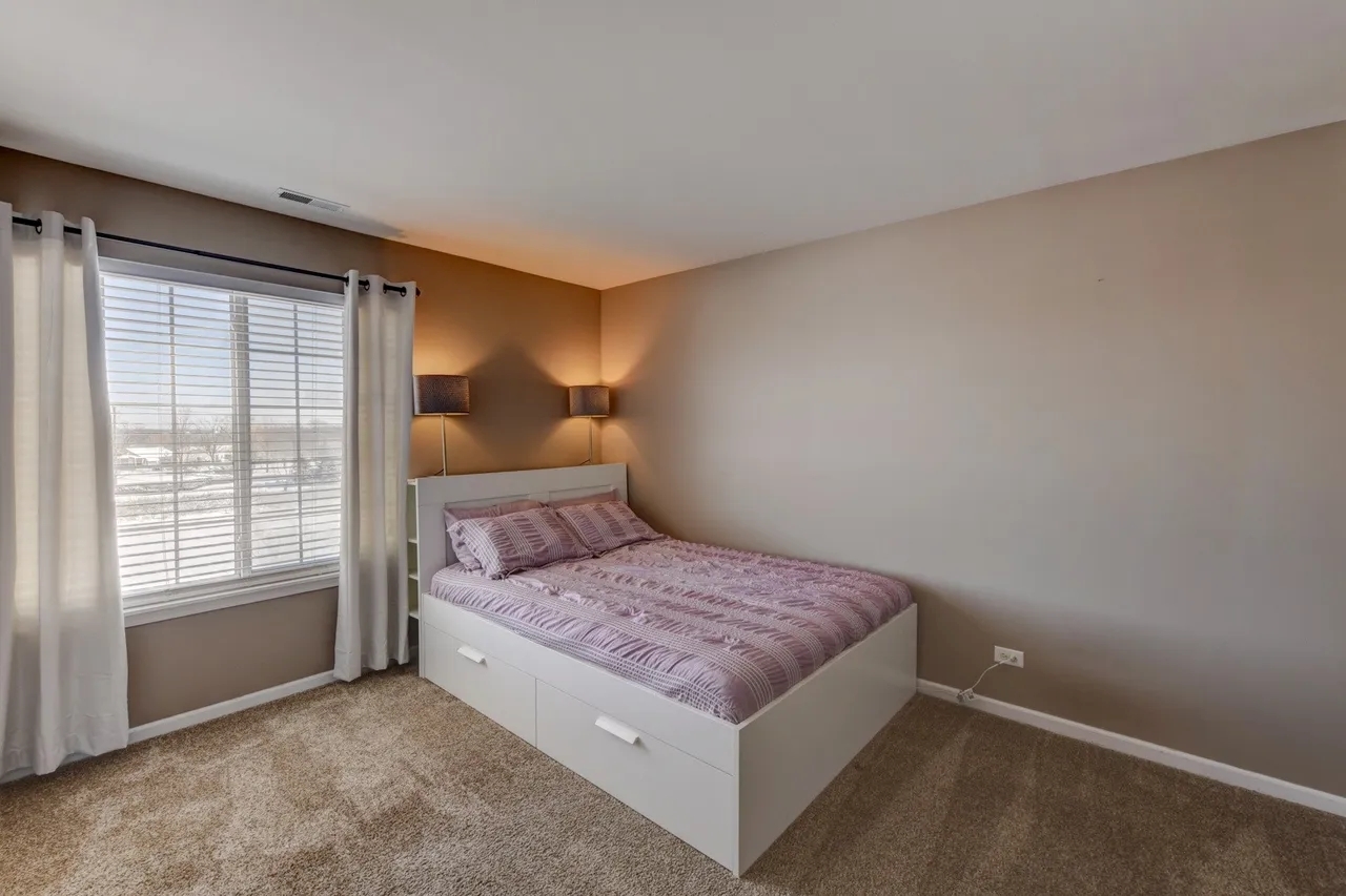 1125 Hampton Lane, Yorkville, IL 60560