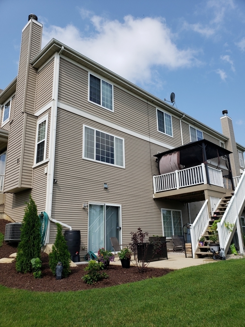 1125 Hampton Lane, Yorkville, IL 60560