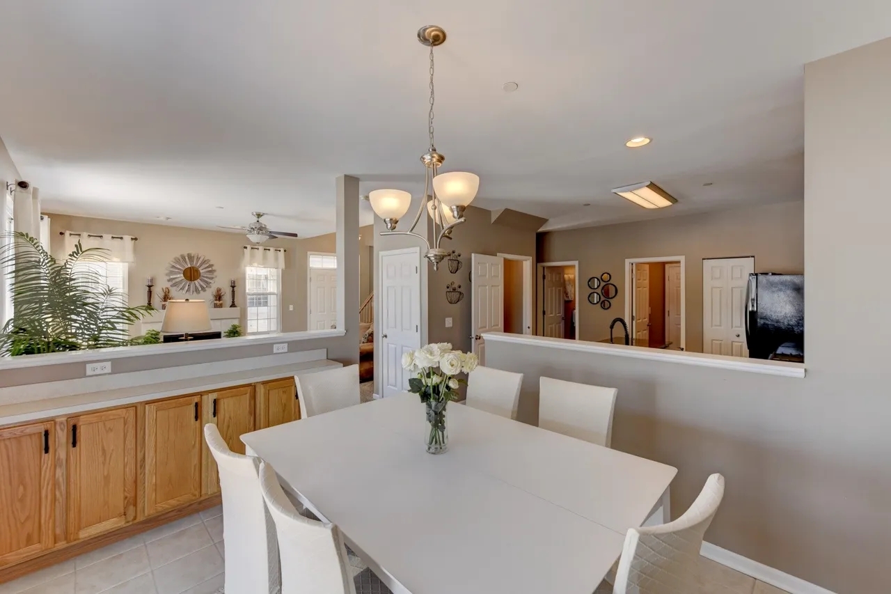 1125 Hampton Lane, Yorkville, IL 60560