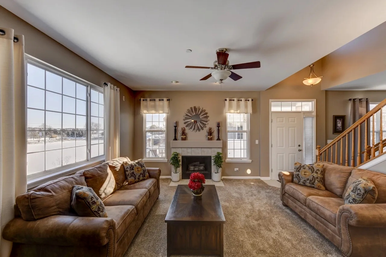 1125 Hampton Lane, Yorkville, IL 60560