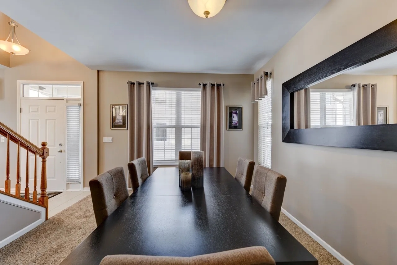 1125 Hampton Lane, Yorkville, IL 60560