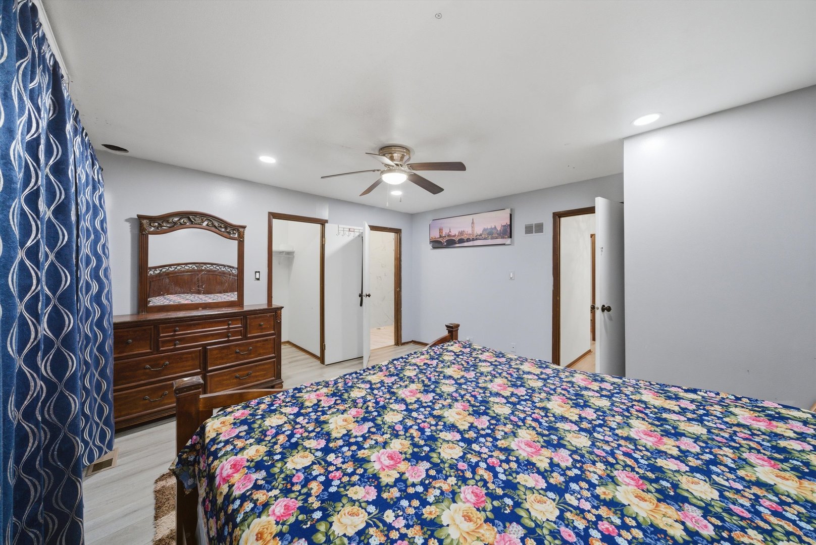 20 Ottawa Court, Justice, IL 60458