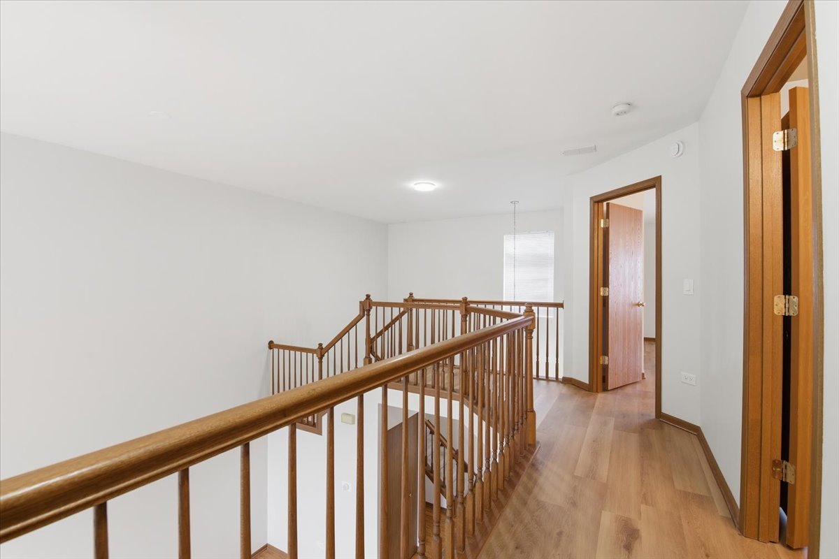 645 Lancaster Circle, Elgin, IL 60123