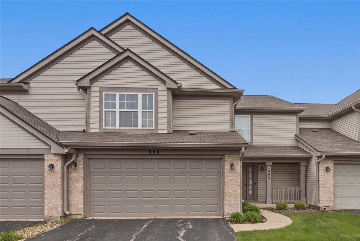 645 Lancaster Circle, Elgin, IL 60123