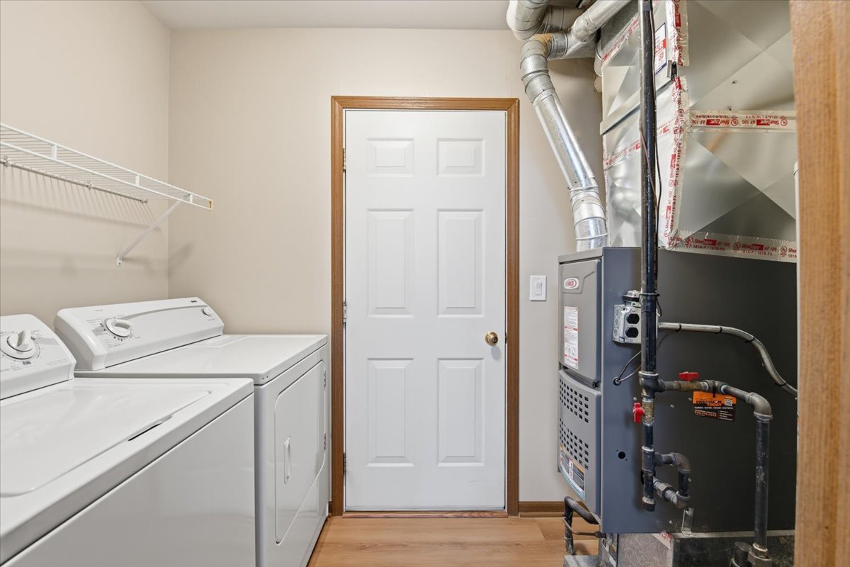 645 Lancaster Circle, Elgin, IL 60123