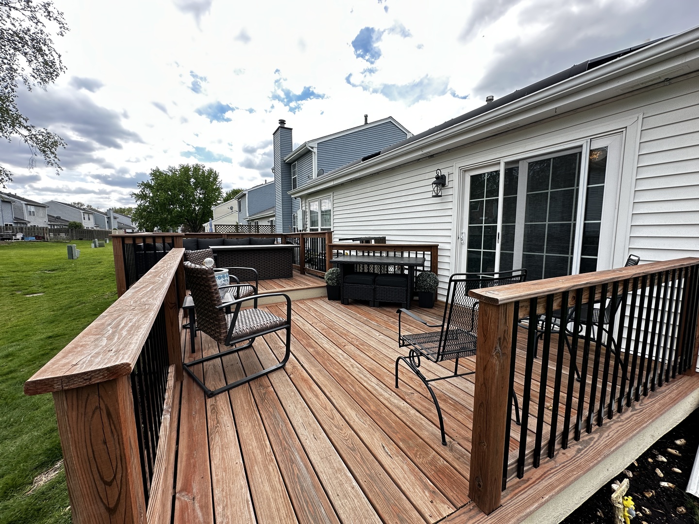 3321 Greenwich Lane, Island Lake, IL 60042