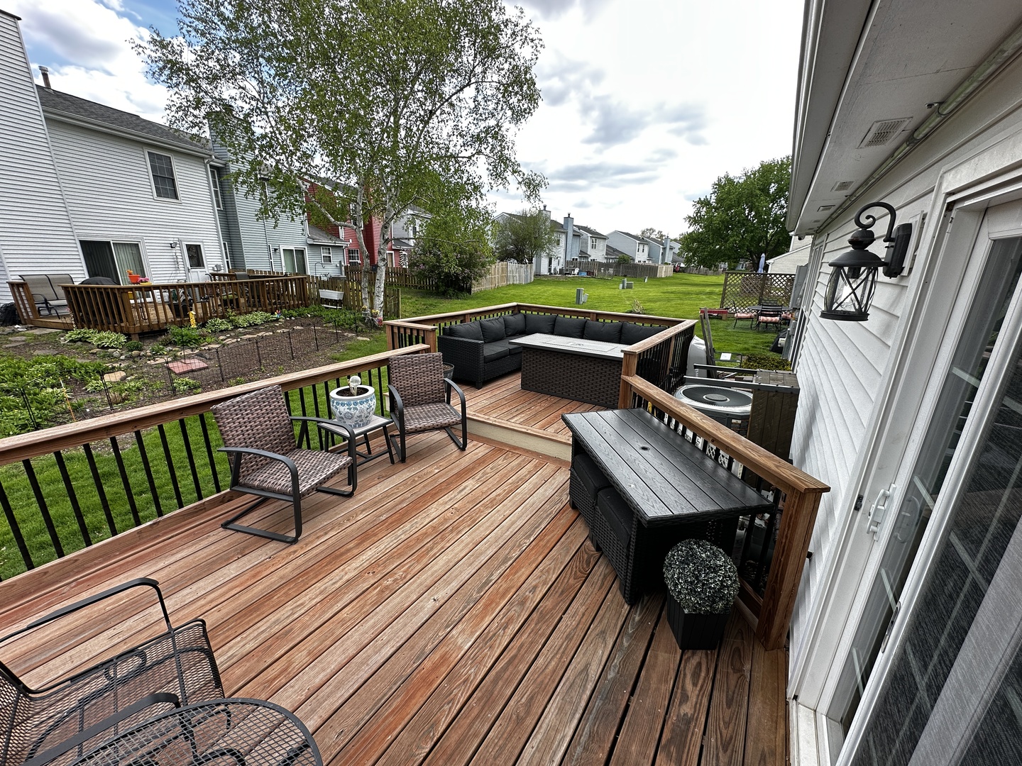 3321 Greenwich Lane, Island Lake, IL 60042