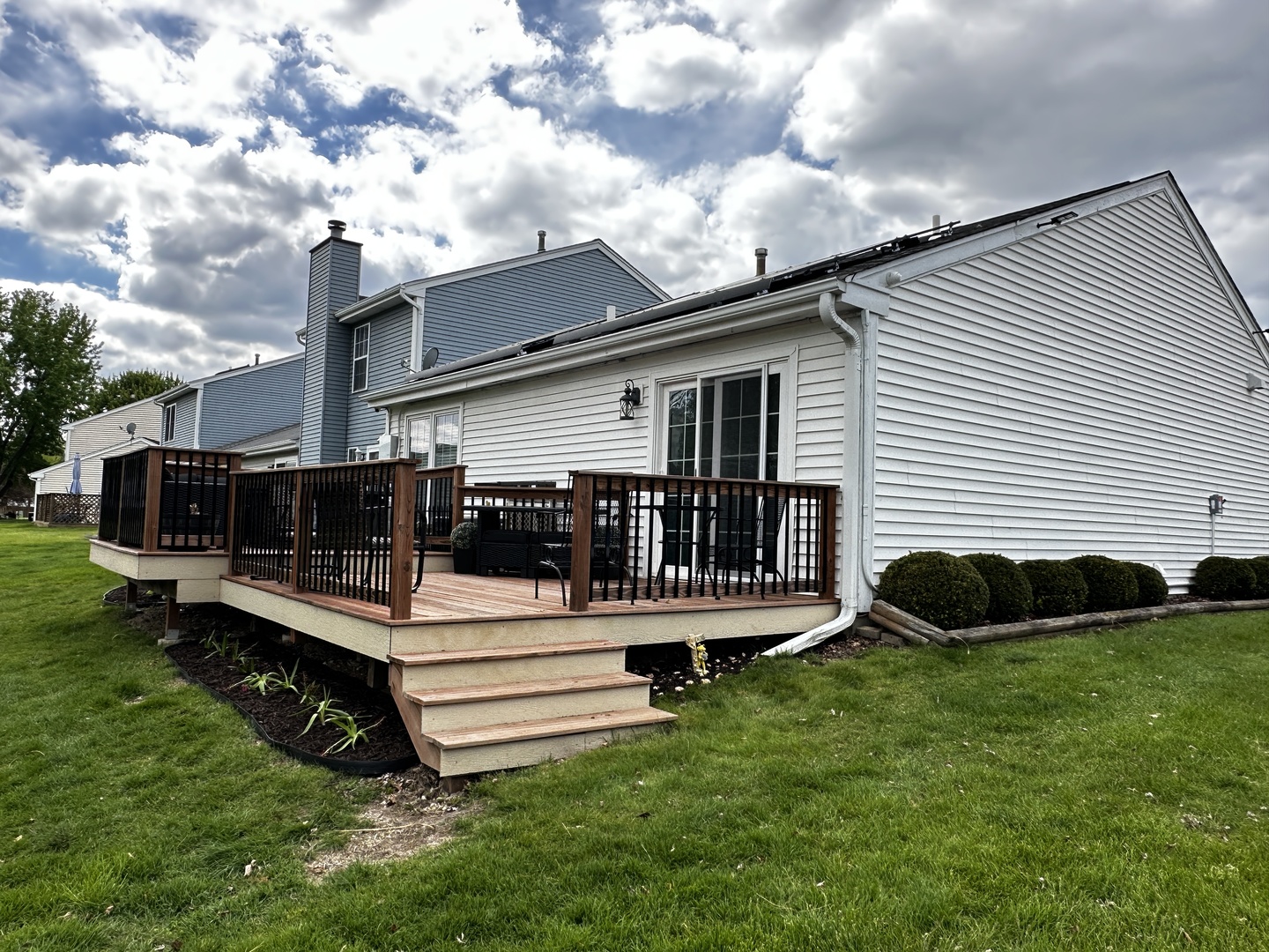 3321 Greenwich Lane, Island Lake, IL 60042
