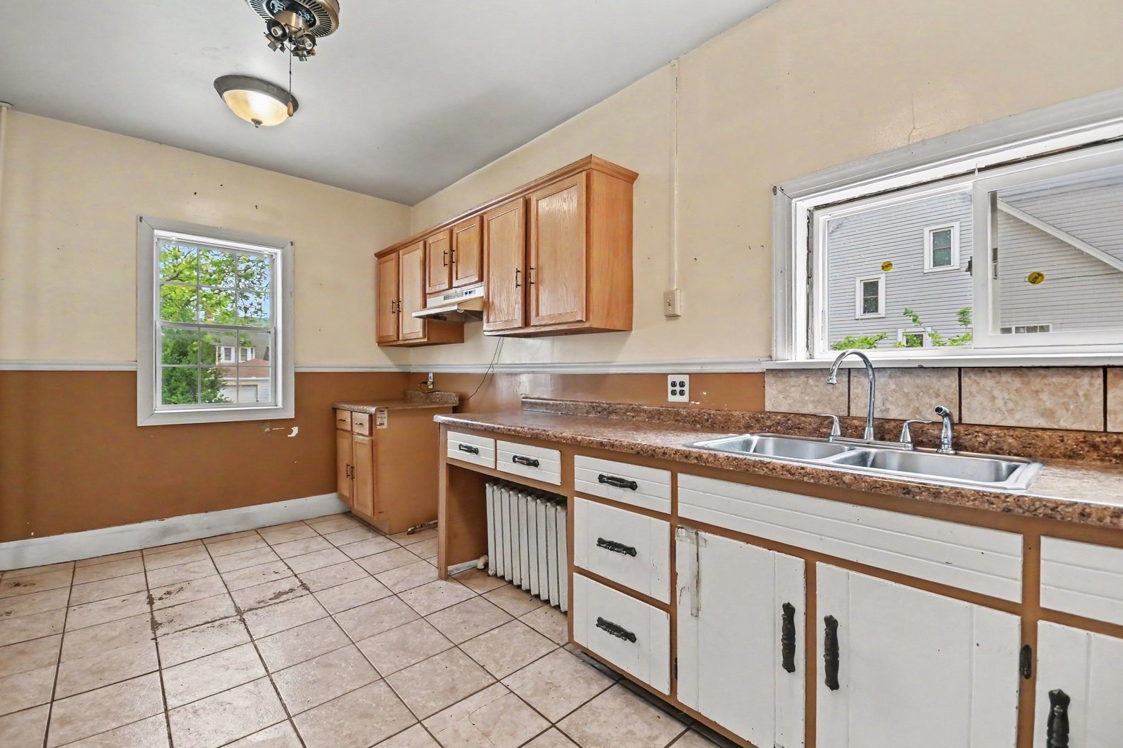 456 Florence Avenue, Joliet, IL 60433