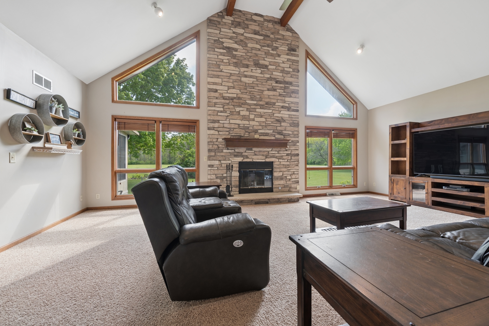 9590 Brown Road, Morris, IL 60450