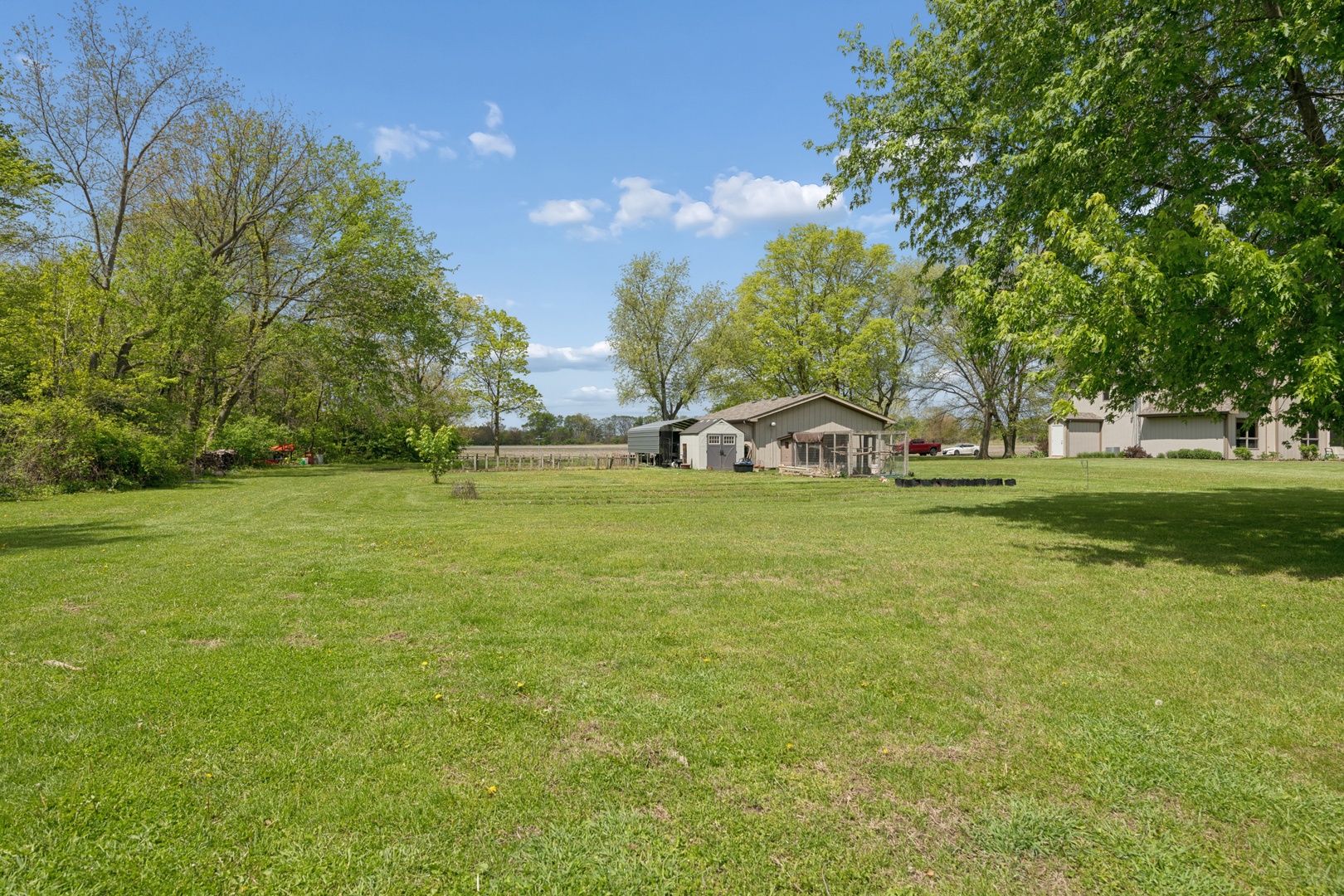 9590 Brown Road, Morris, IL 60450