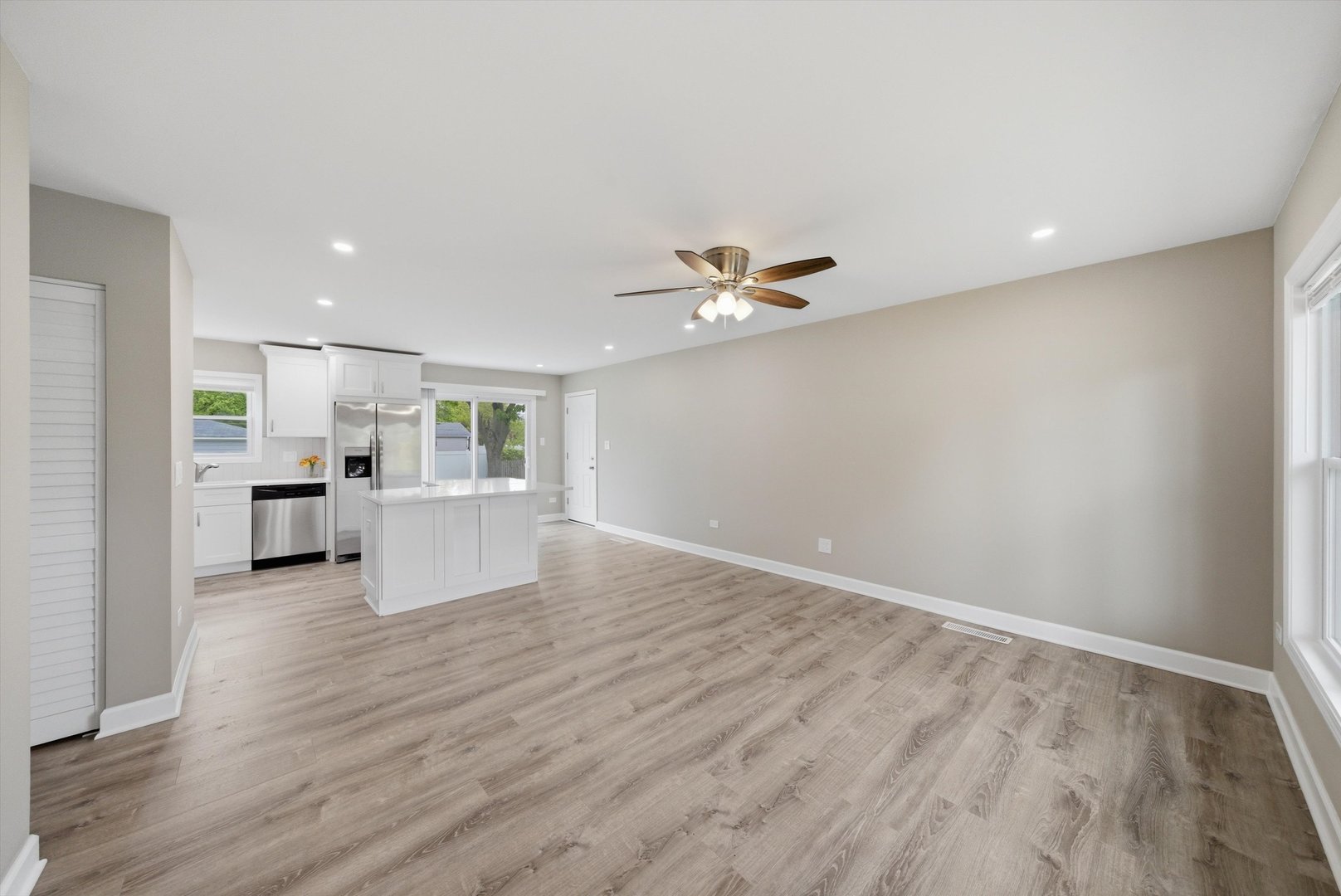 953 Dartmouth Avenue, Matteson, IL 60443
