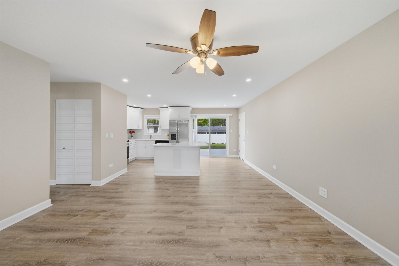 953 Dartmouth Avenue, Matteson, IL 60443