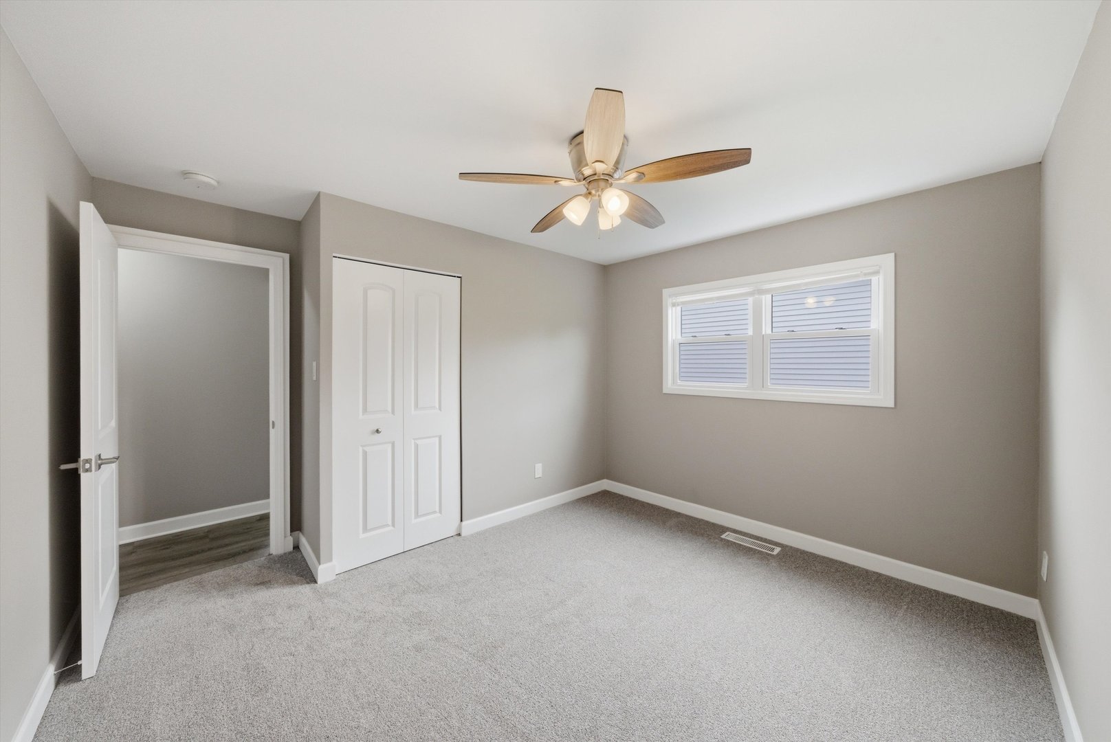 953 Dartmouth Avenue, Matteson, IL 60443