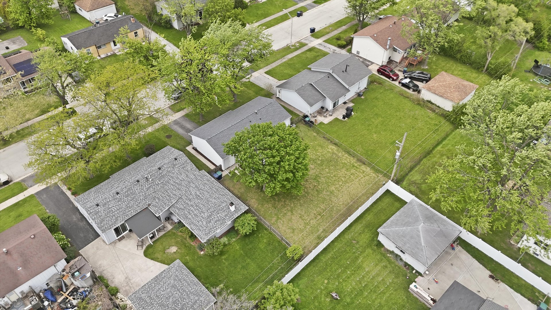 953 Dartmouth Avenue, Matteson, IL 60443