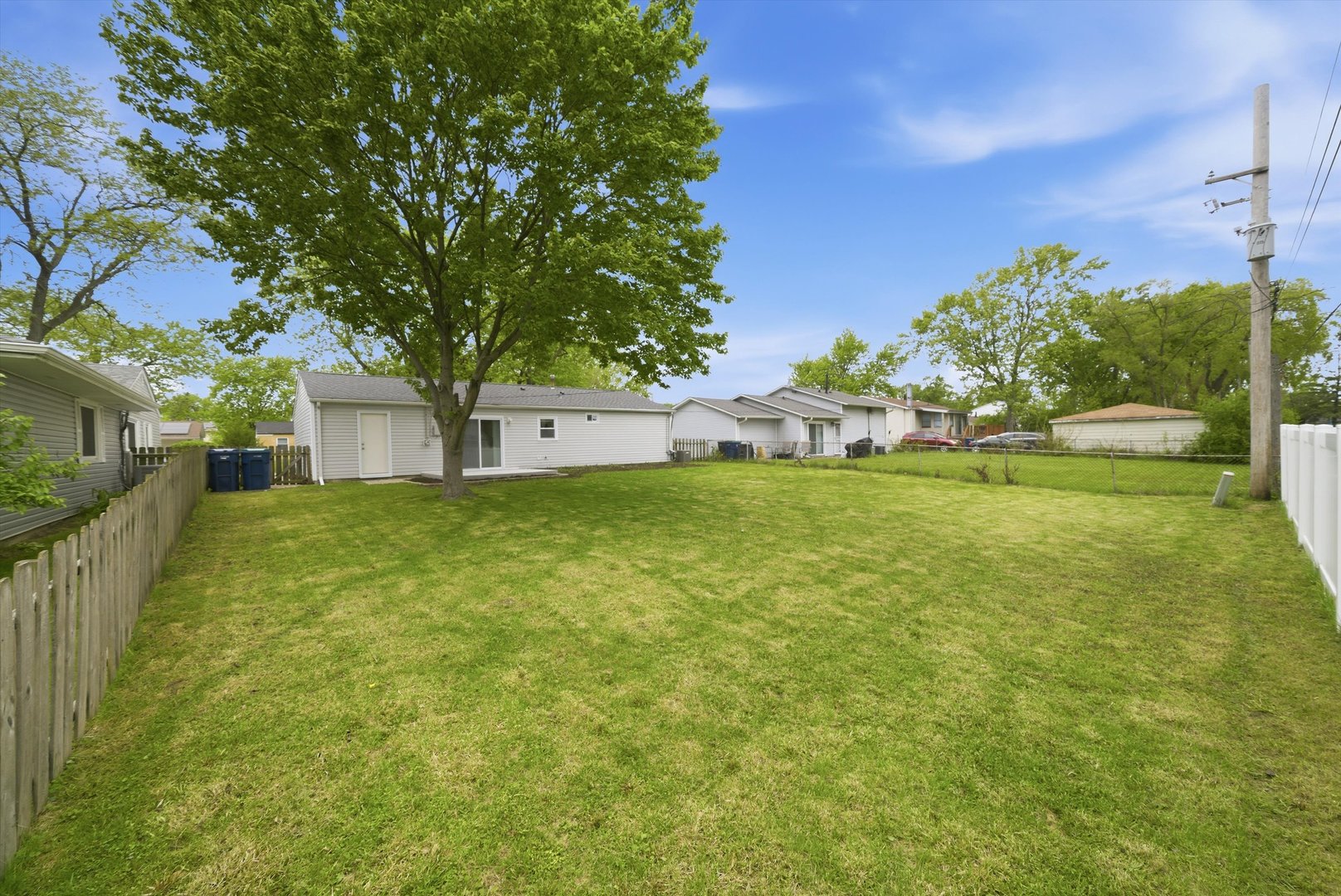 953 Dartmouth Avenue, Matteson, IL 60443