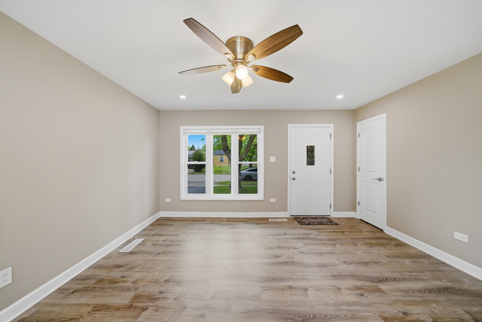 953 Dartmouth Avenue, Matteson, IL 60443
