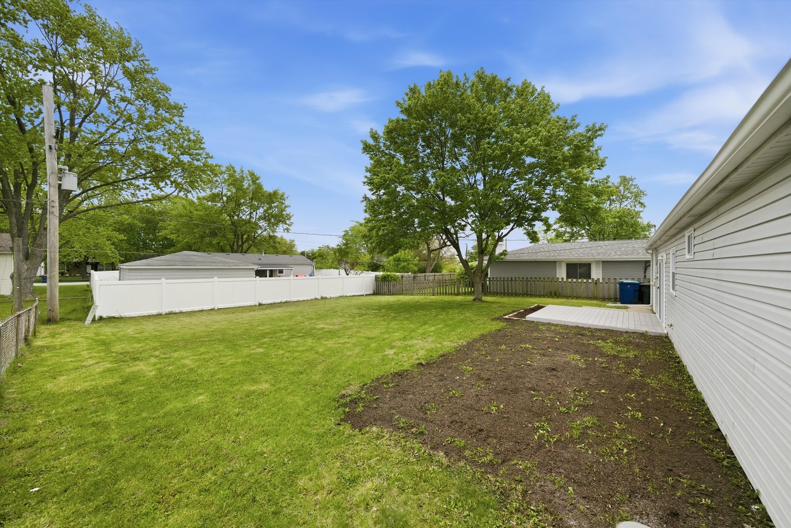953 Dartmouth Avenue, Matteson, IL 60443