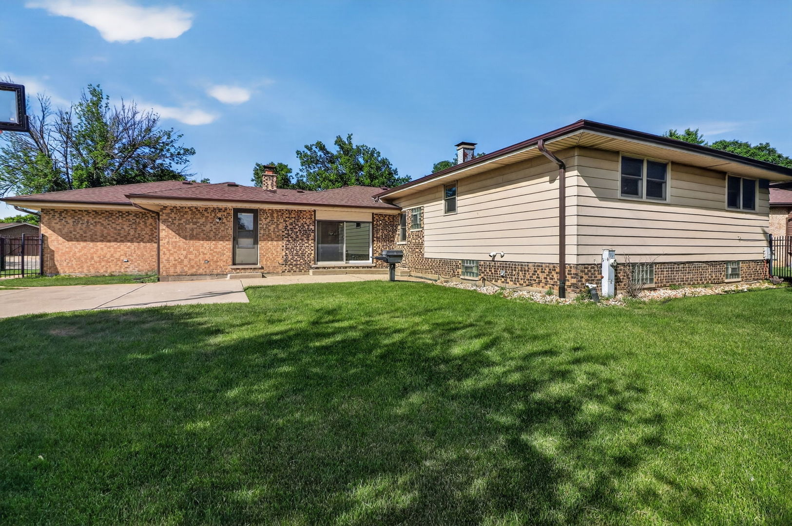 Downers Grove, IL 60516