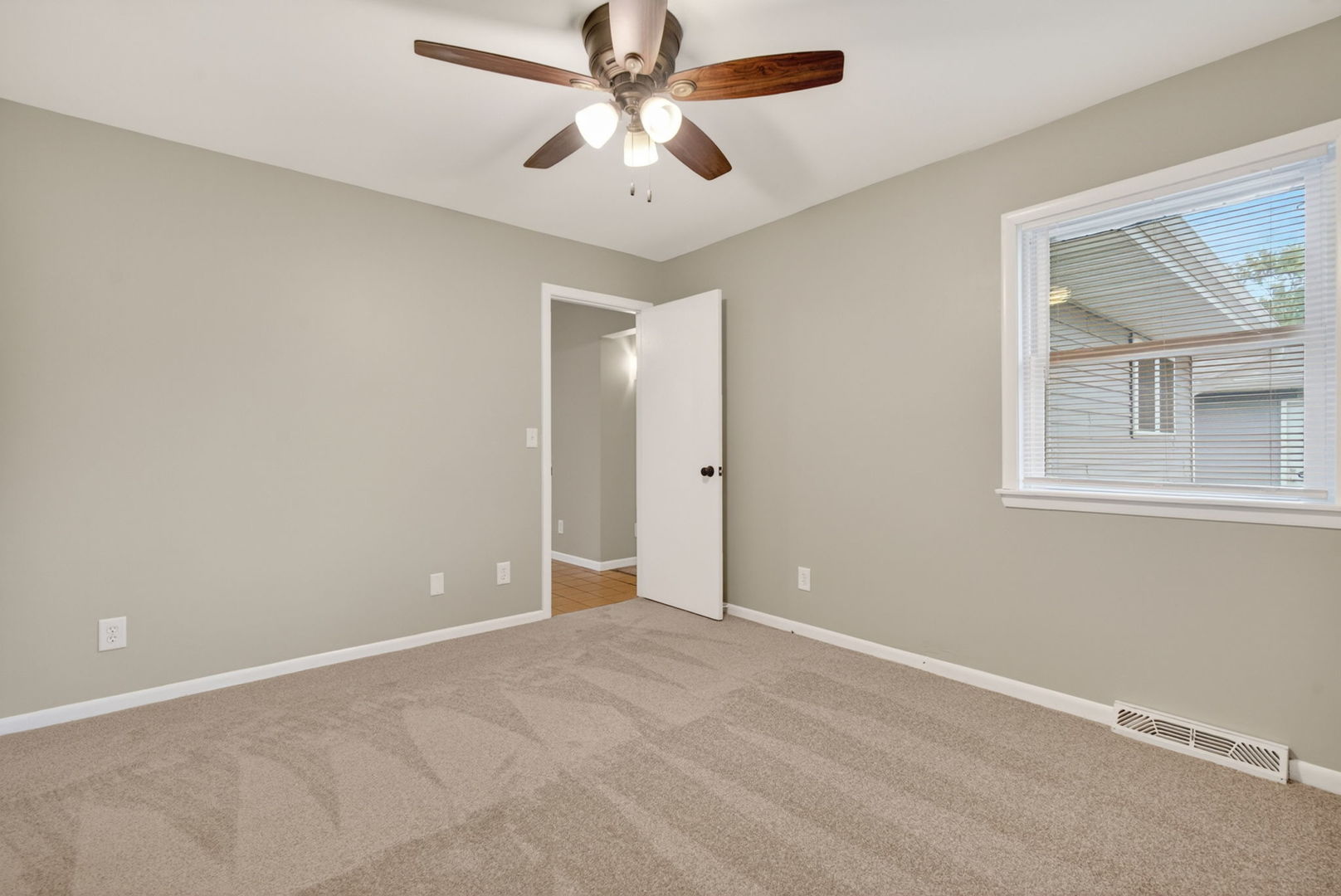 25228 W Buell Street, Channahon, IL 60410