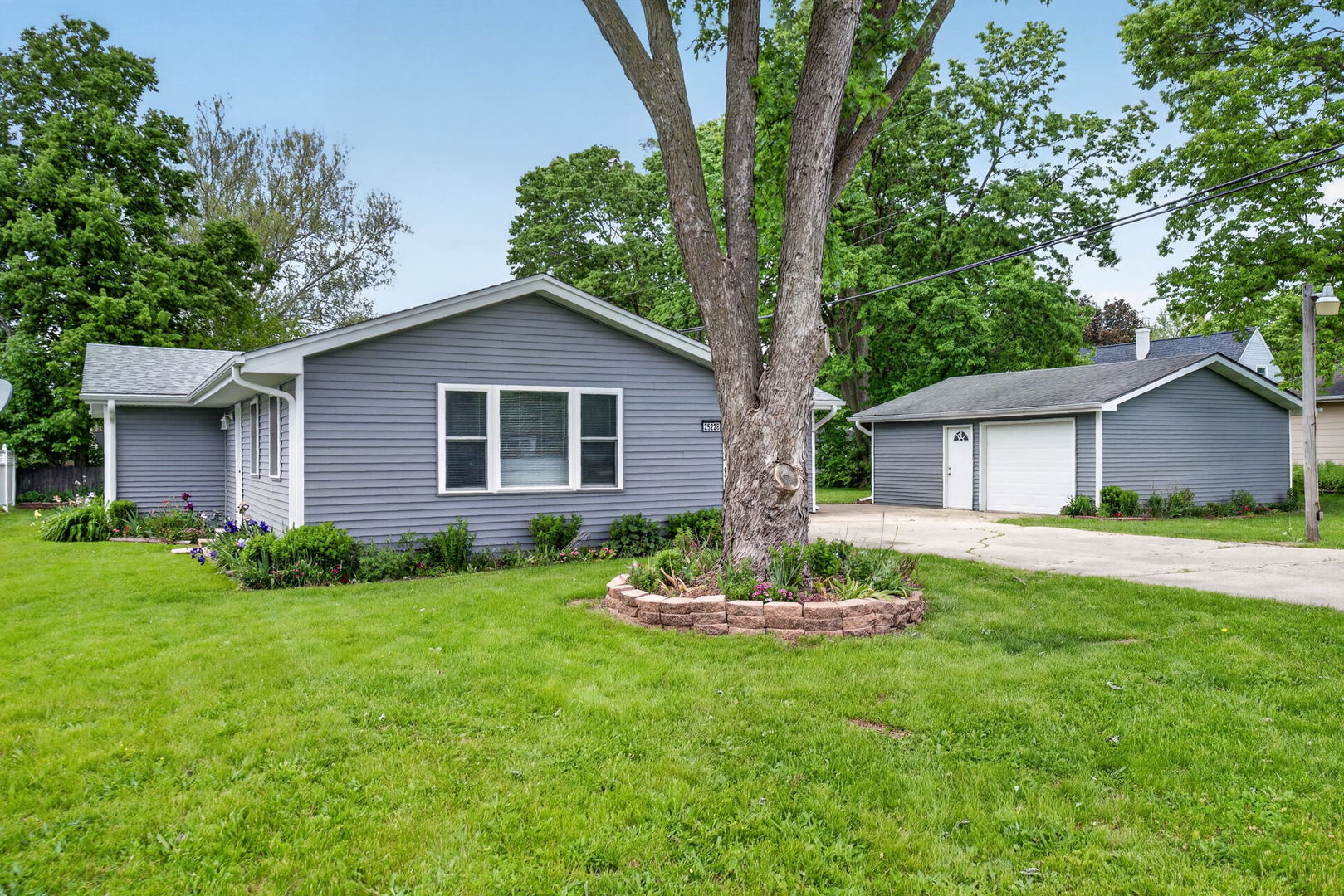 25228 W Buell Street, Channahon, IL 60410