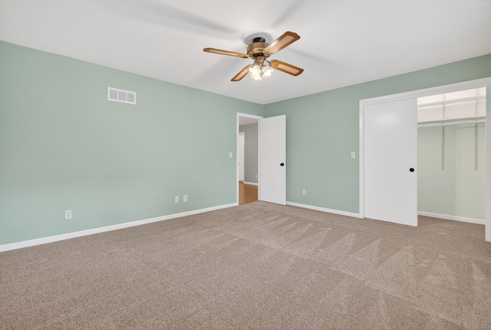 25228 W Buell Street, Channahon, IL 60410