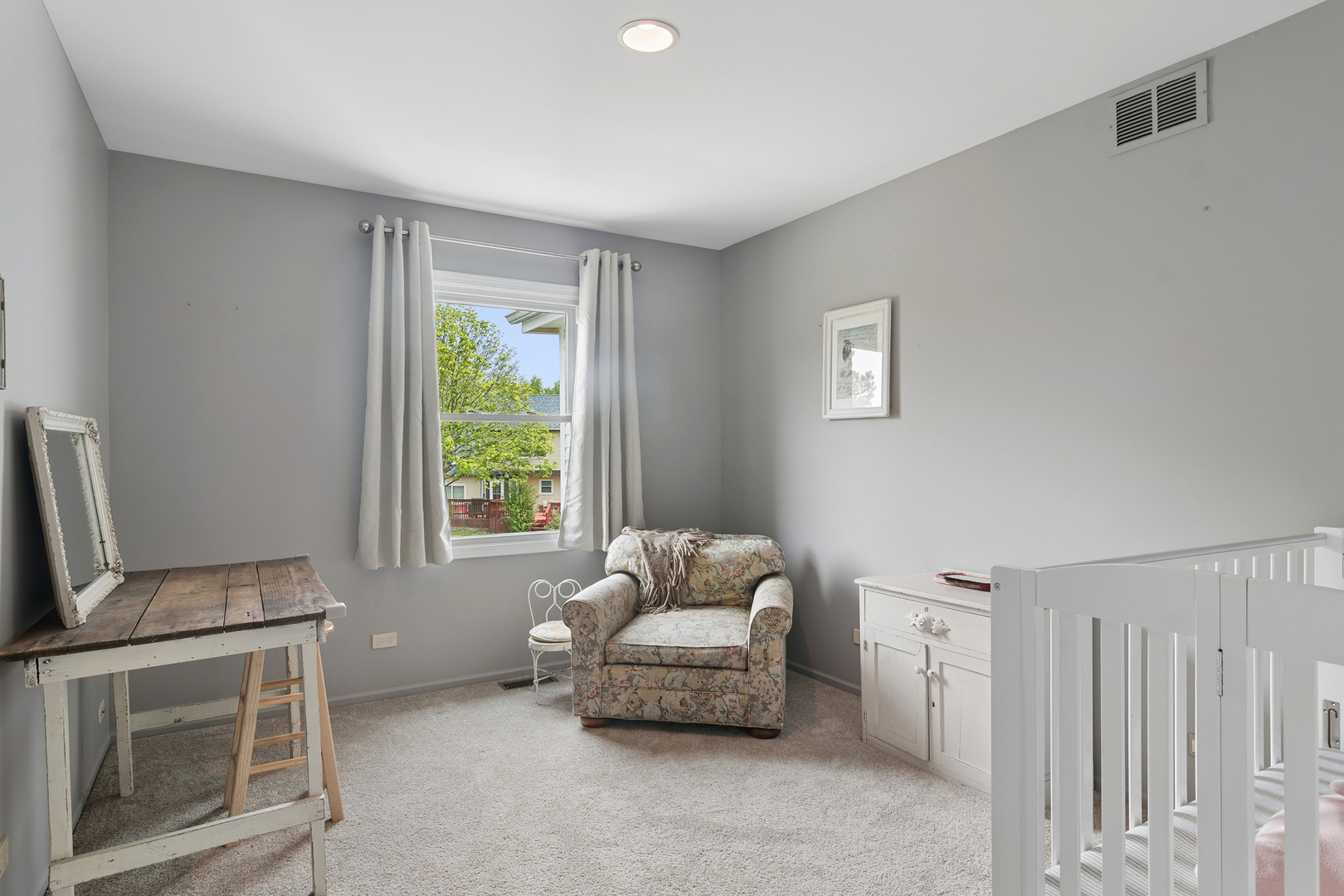 1412 Village Court, Buffalo Grove, IL 60089