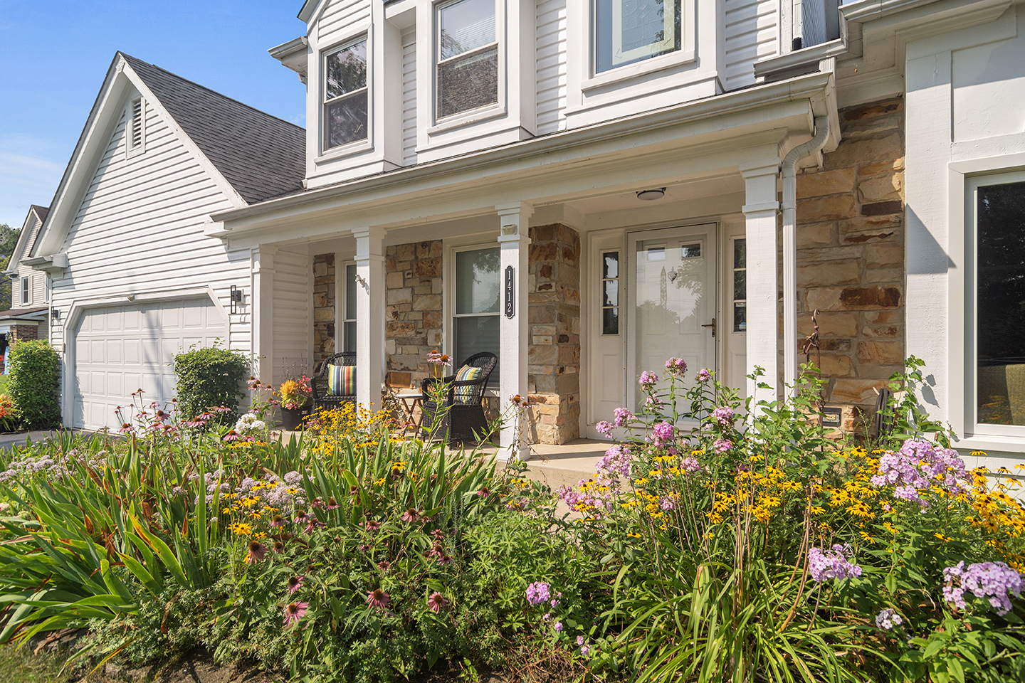1412 Village Court, Buffalo Grove, IL 60089