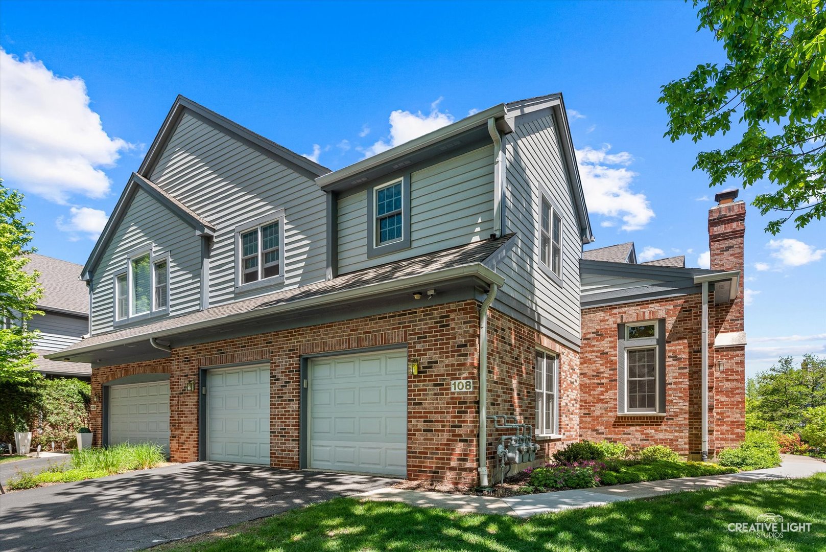 108 Waterside Place, Burr Ridge, IL 60527