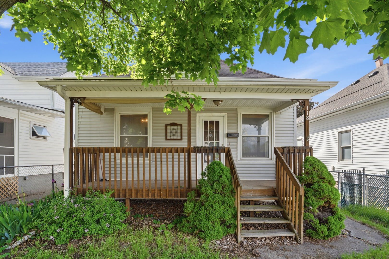 118 5th Street, Silvis, IL 61282
