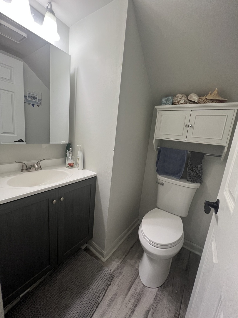1804 De Forest Lane, Hanover Park, IL 60133