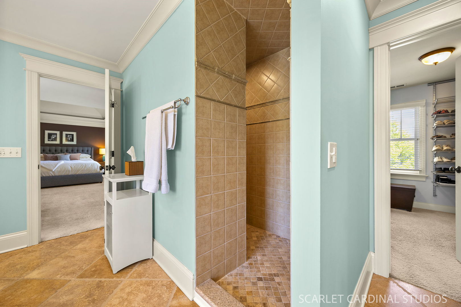 532 Turf Lane, Wheaton, IL 60187