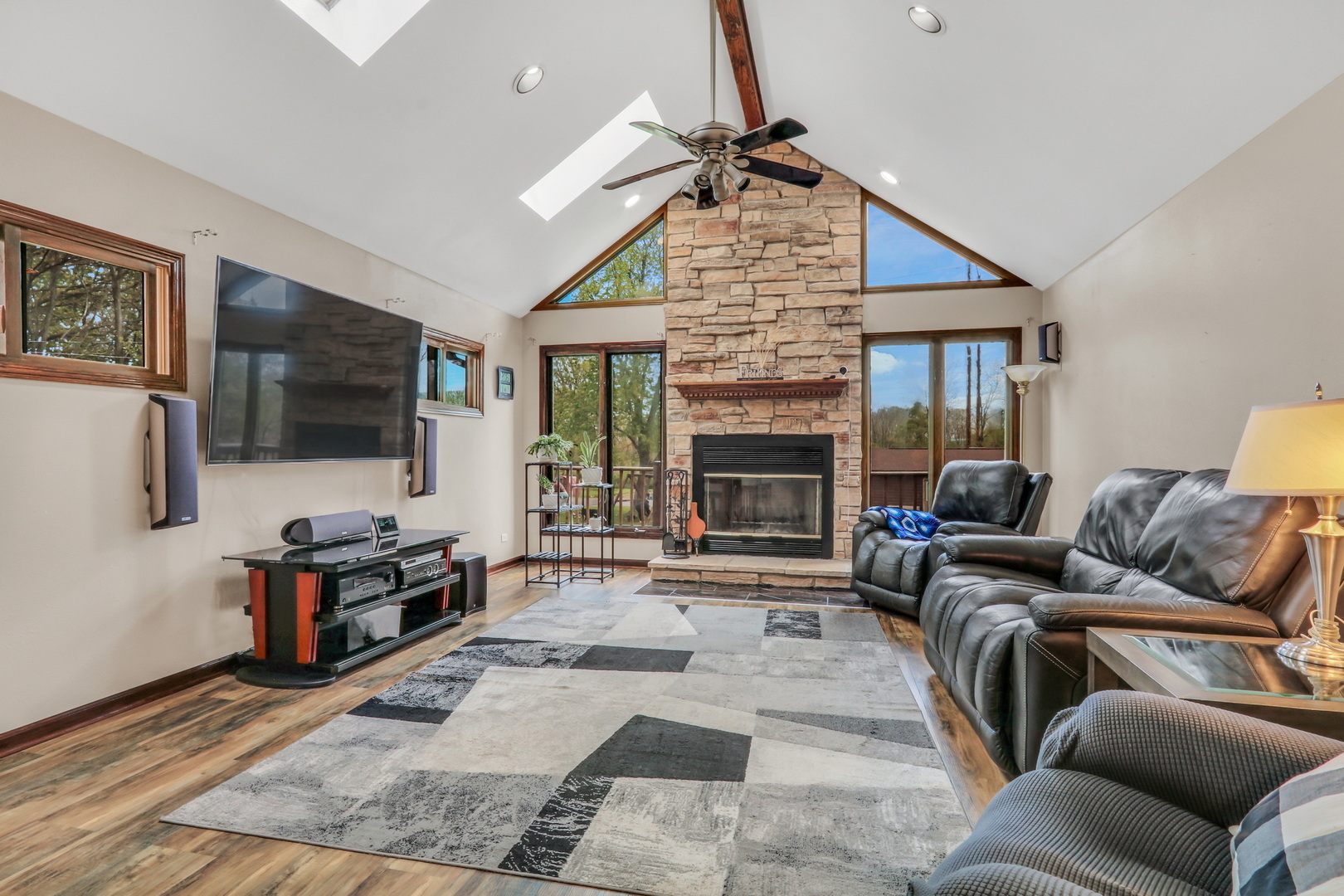 41591 N Park Avenue, Zion, IL 60099