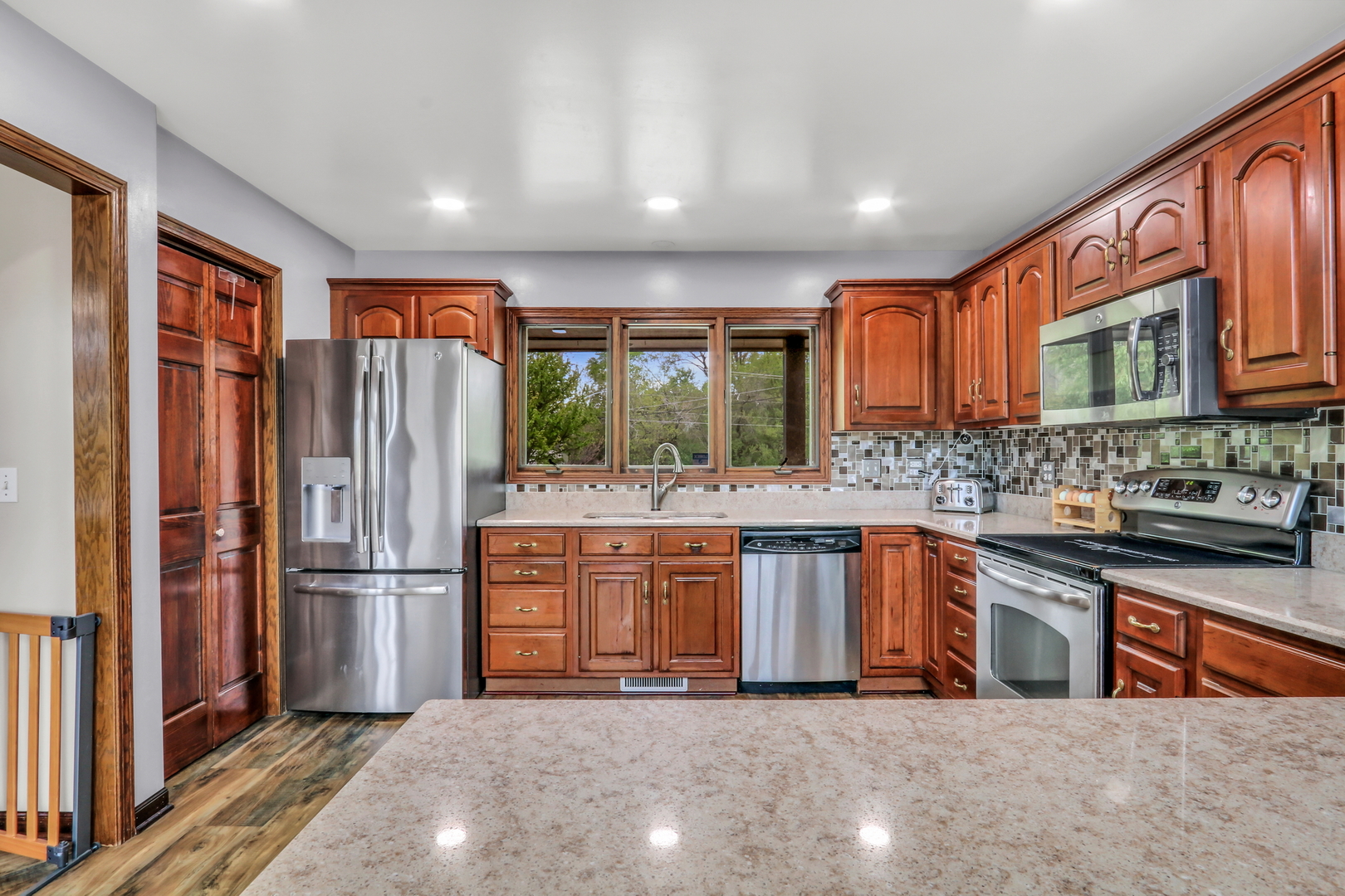 41591 N Park Avenue, Zion, IL 60099