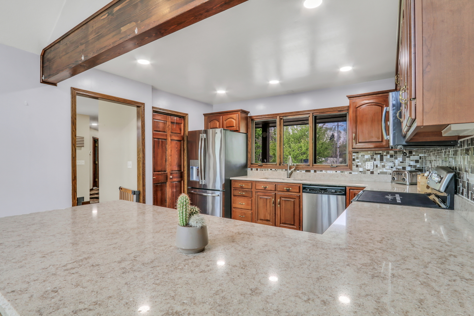 41591 N Park Avenue, Zion, IL 60099