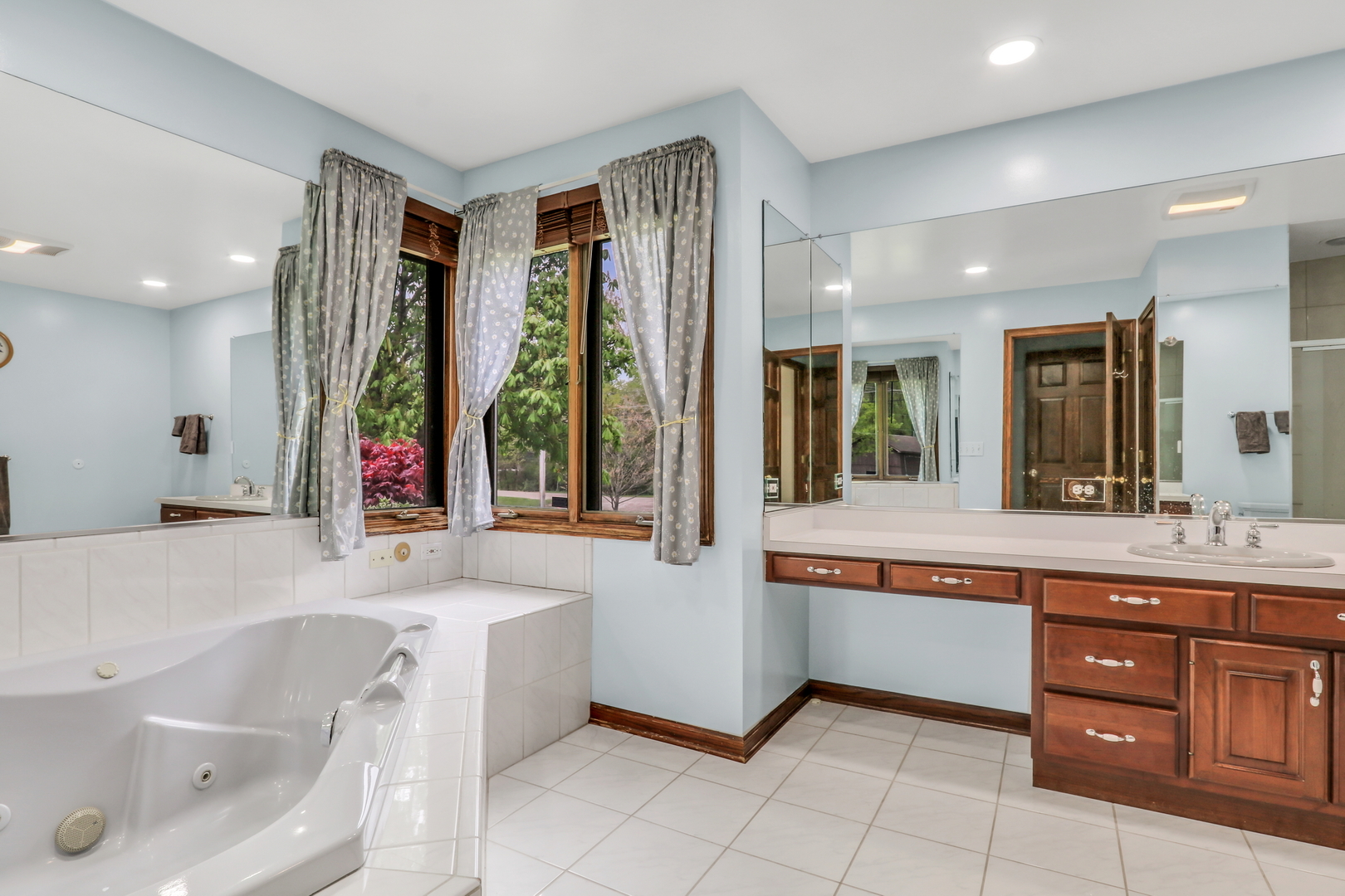 41591 N Park Avenue, Zion, IL 60099
