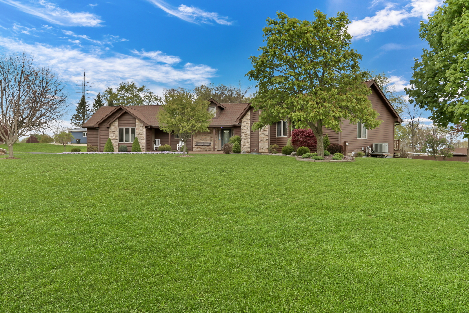 41591 N Park Avenue, Zion, IL 60099