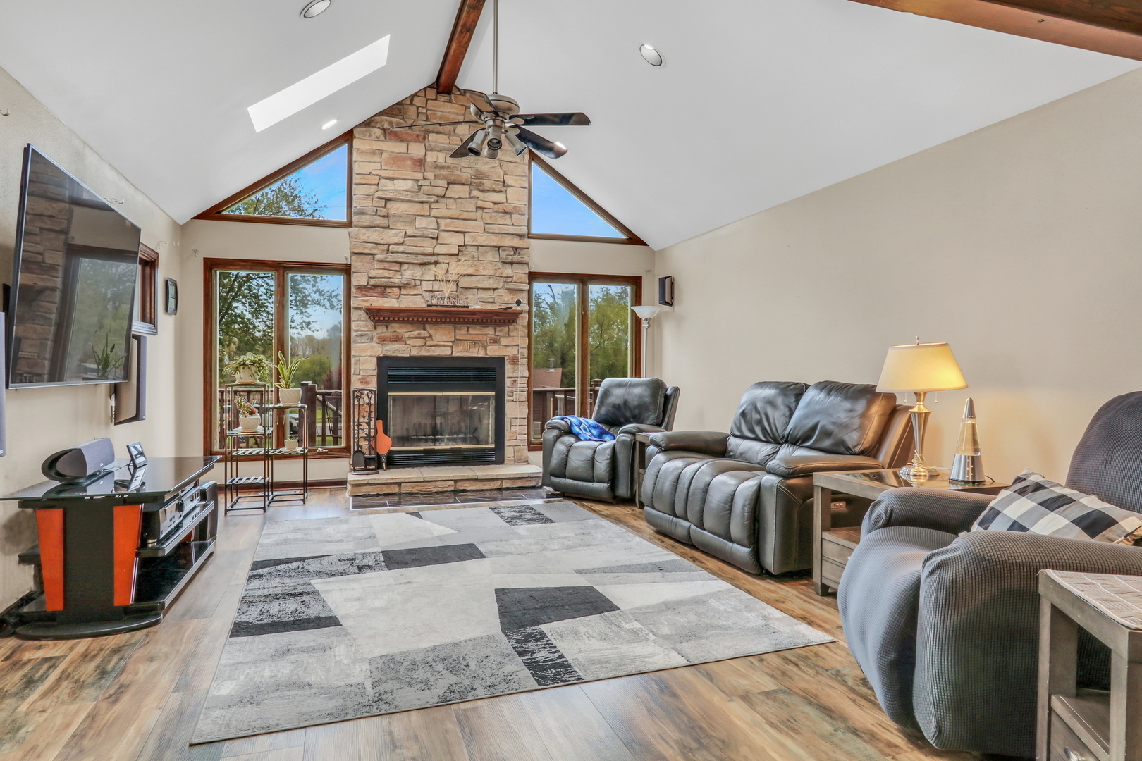41591 N Park Avenue, Zion, IL 60099