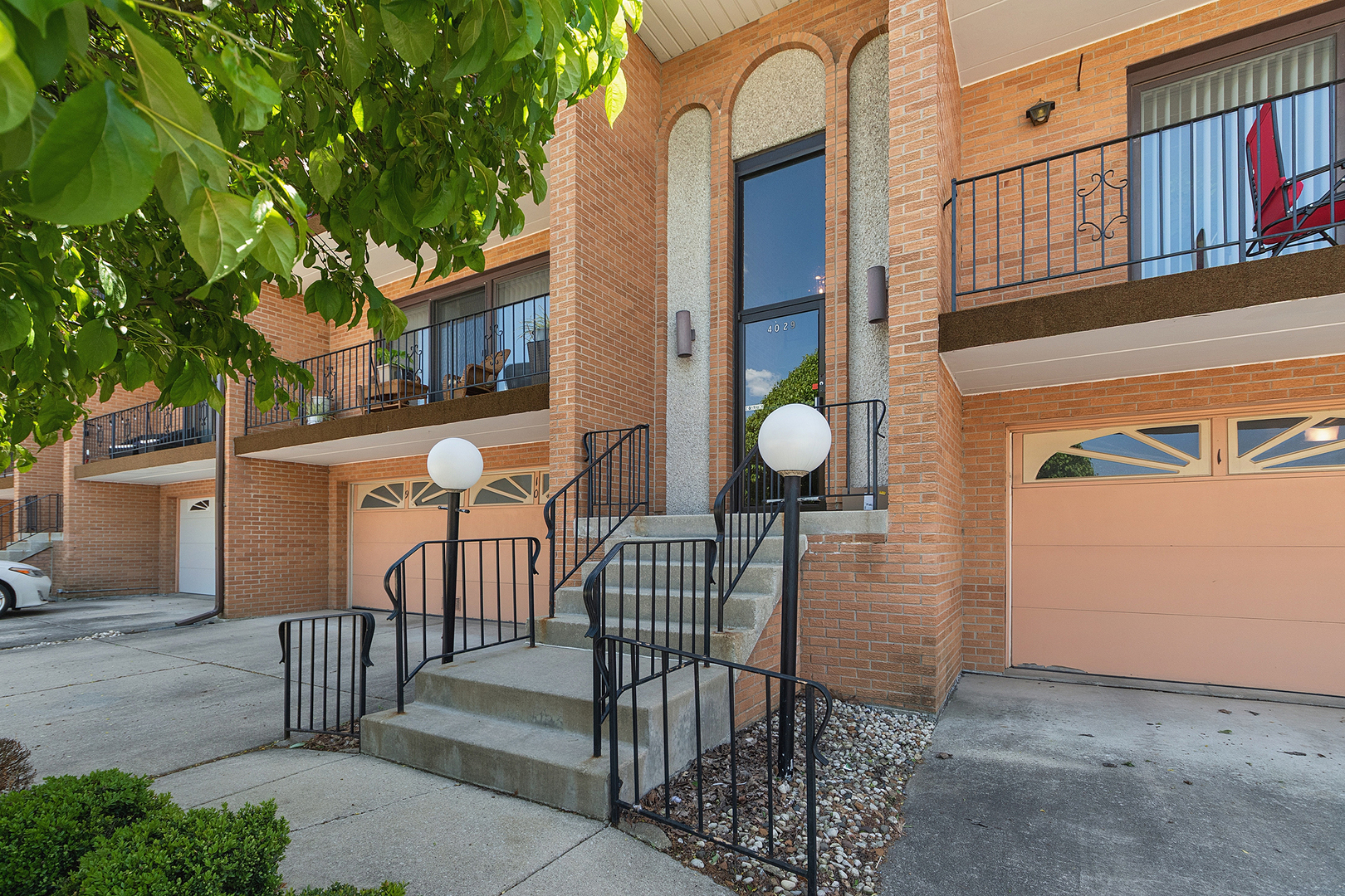 4029 W 93rd Place #B, Oak Lawn, IL 60453