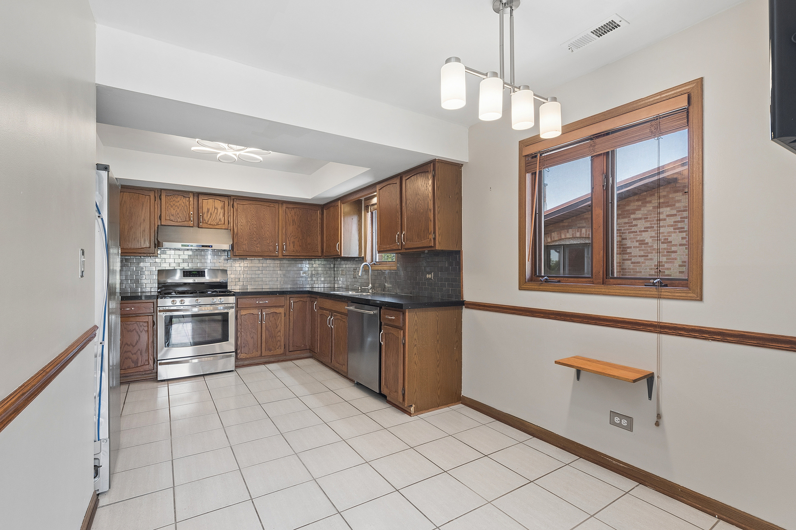 4029 W 93rd Place #B, Oak Lawn, IL 60453
