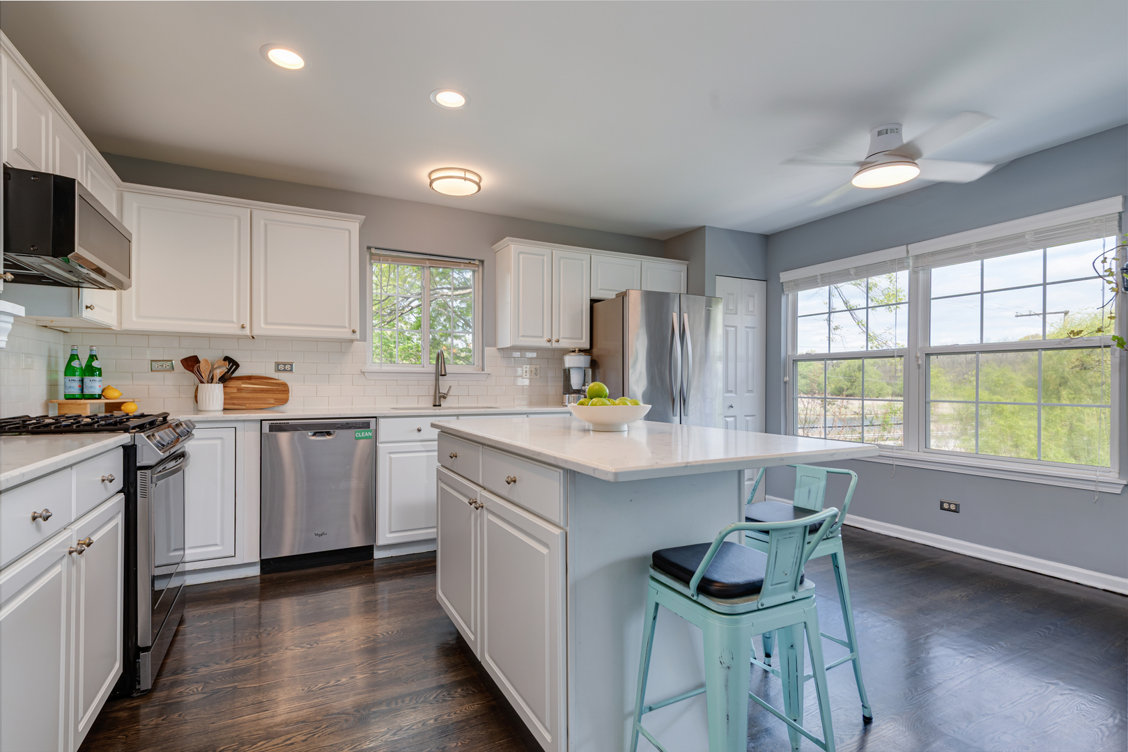 790 W Misty Drive, Palatine, IL 60074