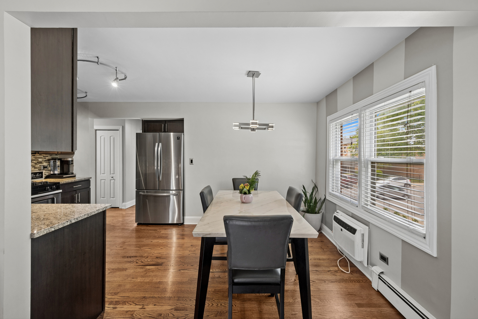 6255 S Mason Avenue #2A, Chicago, IL 60638