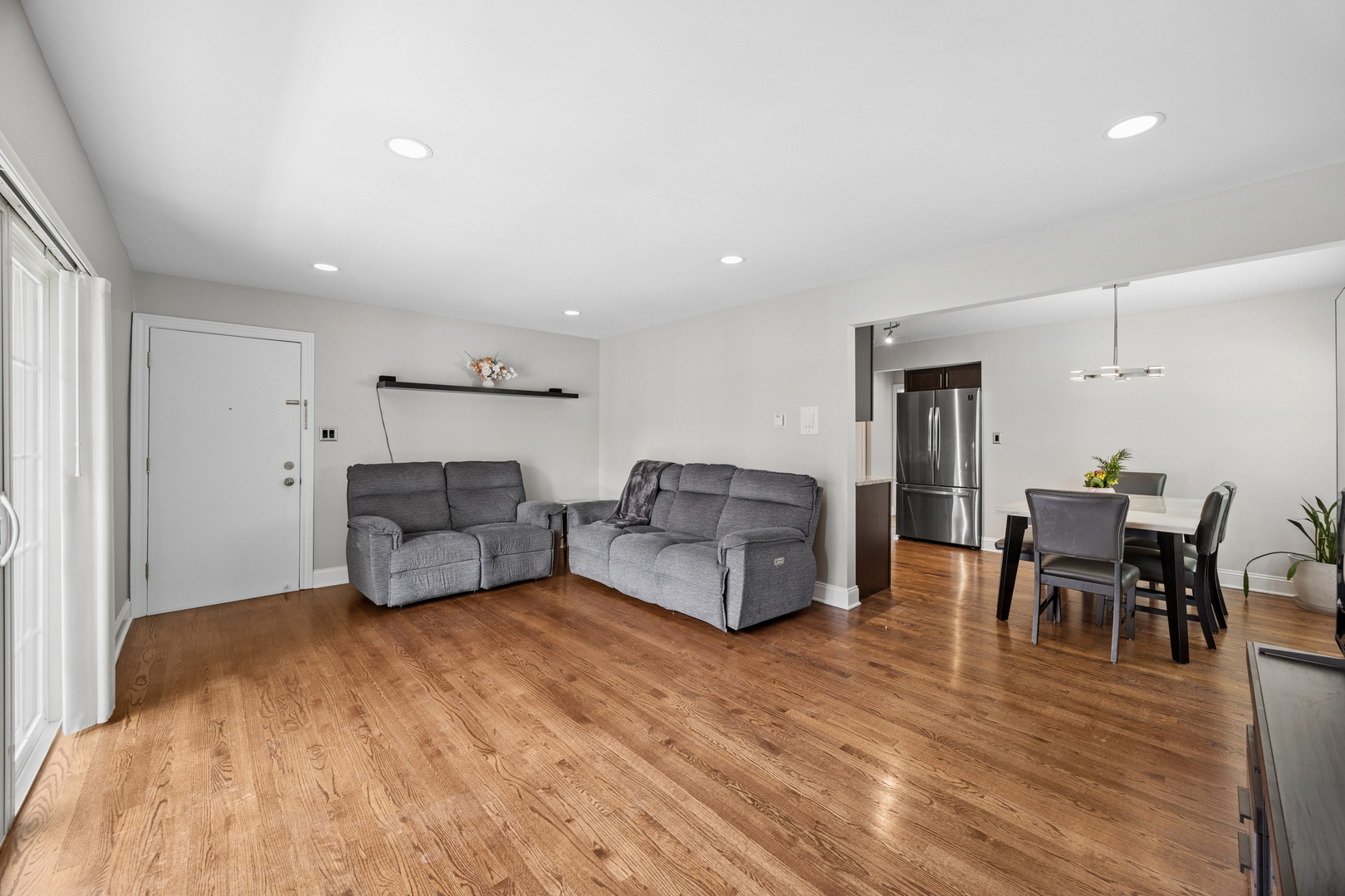 6255 S Mason Avenue #2A, Chicago, IL 60638