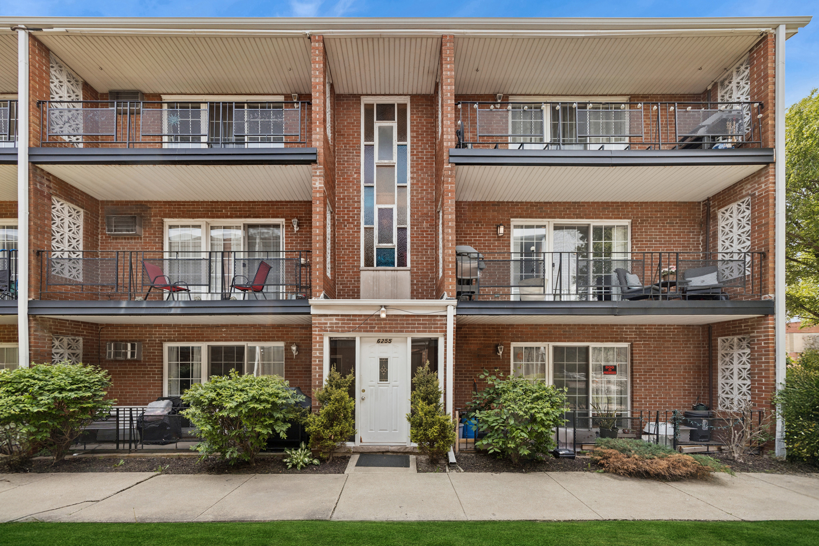 6255 S Mason Avenue #2A, Chicago, IL 60638