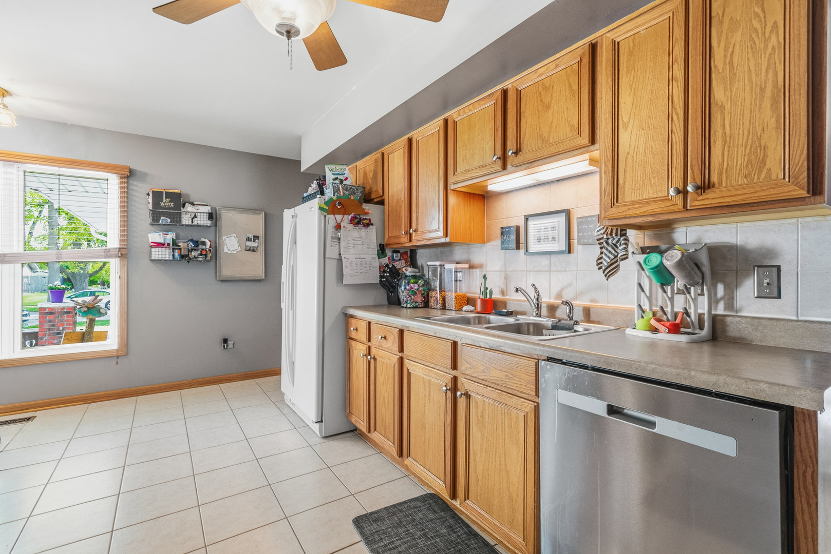 520 Cumberland Lane, Bolingbrook, IL 60440