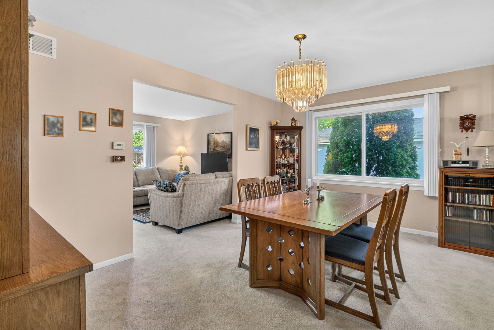 3173 Grandview Place, Darien, IL 60561