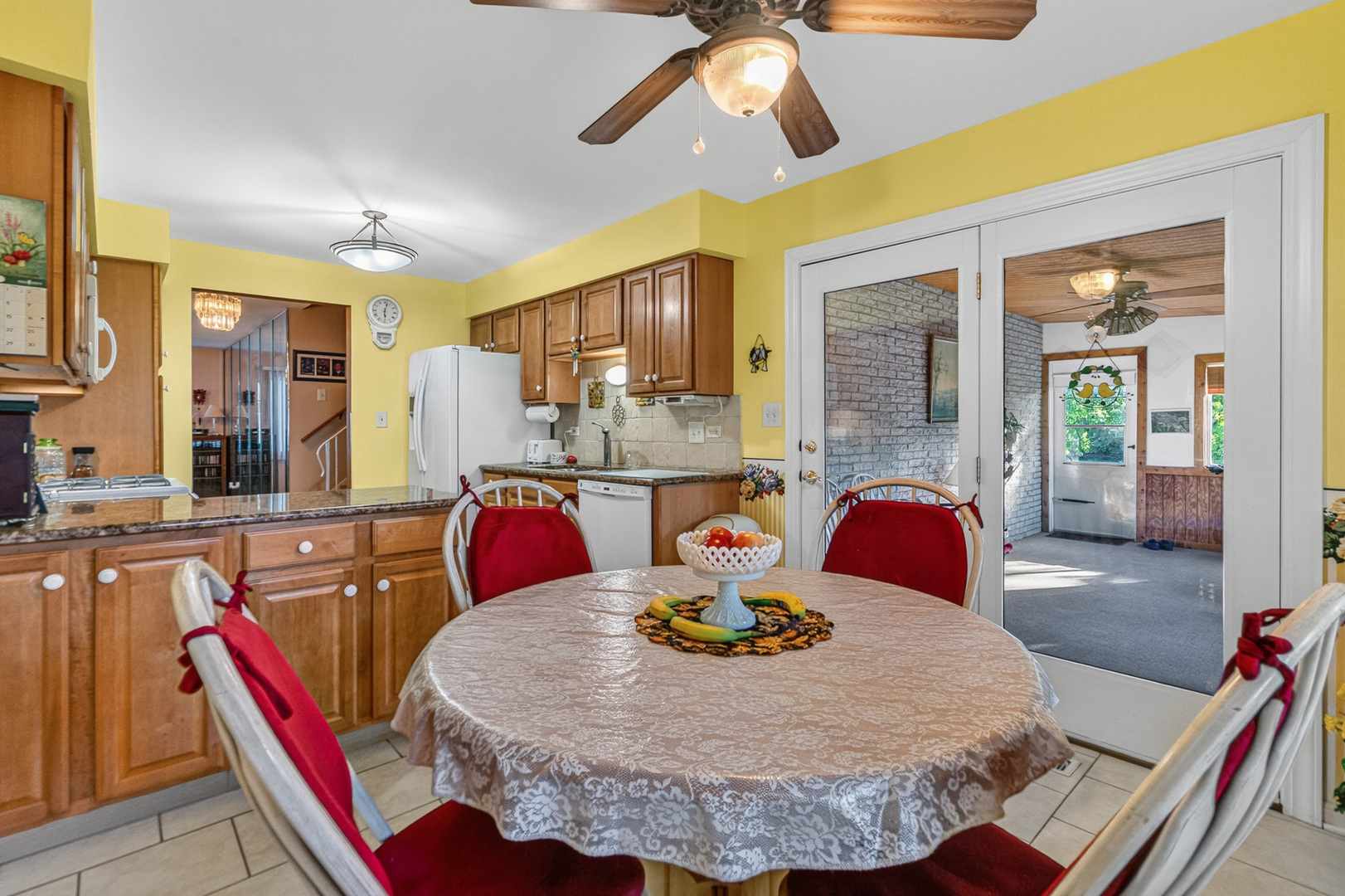 3173 Grandview Place, Darien, IL 60561