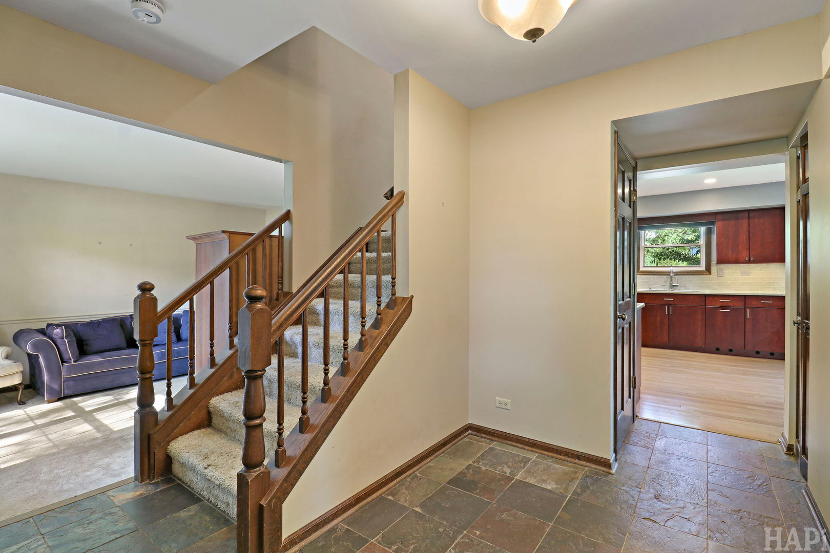 470 Highland Grove Drive, Buffalo Grove, IL 60089